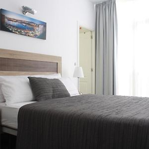 Uitgebreide Kamer met een King Size Bed